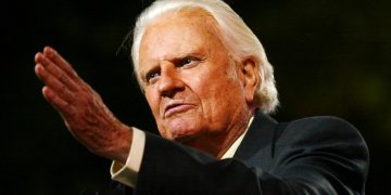 Zoom sur le pasteur et évangeliste Billy Graham: un parcours des géants