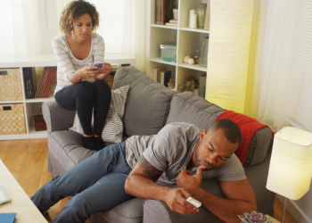 6 utilisations à risque des réseaux sociaux pour un couple