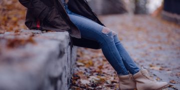 Les femmes peuvent-elles porter un pantalon à l’église ?